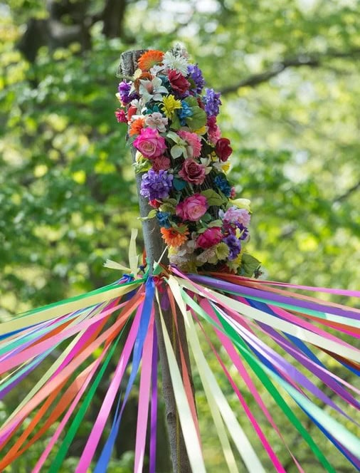 maypole copy
